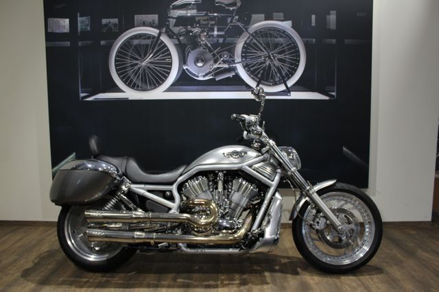 Harley-Davidson V Rod VRSCA  100th Anniversary Supertrapp