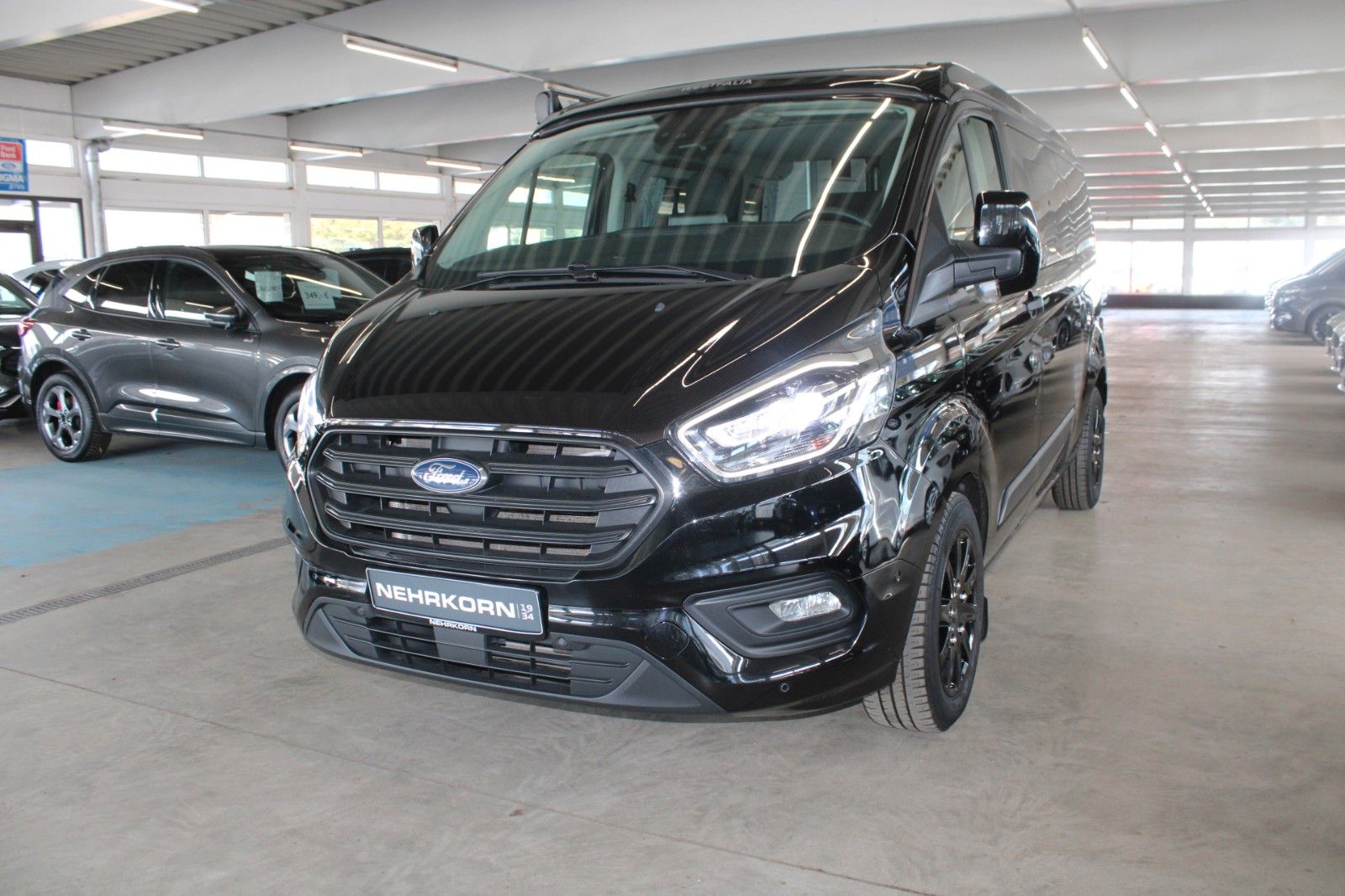 Fahrzeugabbildung Ford Ford Nugget PLUS Aufstelldach Aut WC Markise AHK
