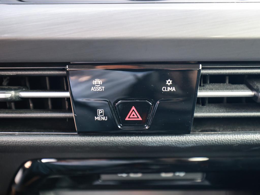 Volkswagen Golf VIII 1.5 e TSI DSG Style ACC LED SPURH. SHZ, миниатюра 12