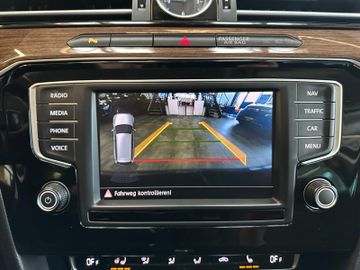 Volkswagen Passat *AHK*SZHZ*PANO*ACC*NAVI*