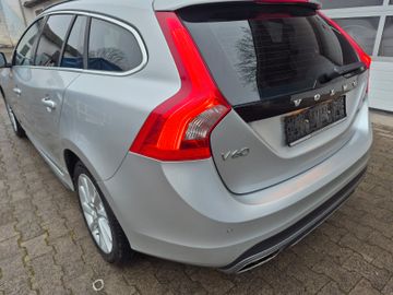 Volvo V60 - 11
