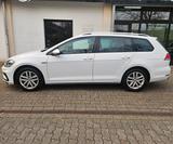 Volkswagen Golf VII VARIANT R-LINE AUTOMATIK NAVI MASSAGE - Volkswagen Golf mit Diesel-Antrieb: R Line