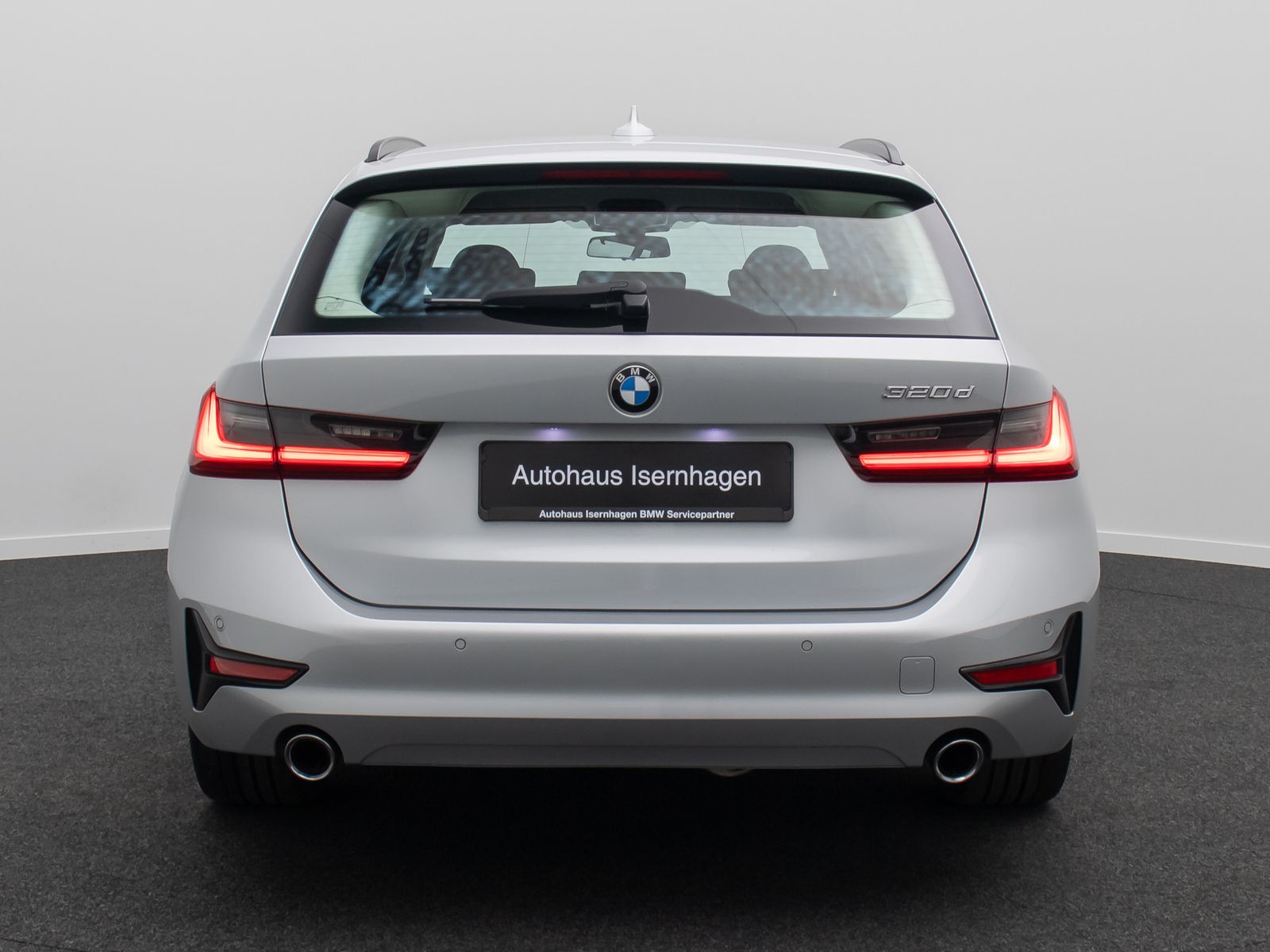 Fahrzeugabbildung BMW 320d Laser HUD DAB HiFi AHK ACC Komfort Sport