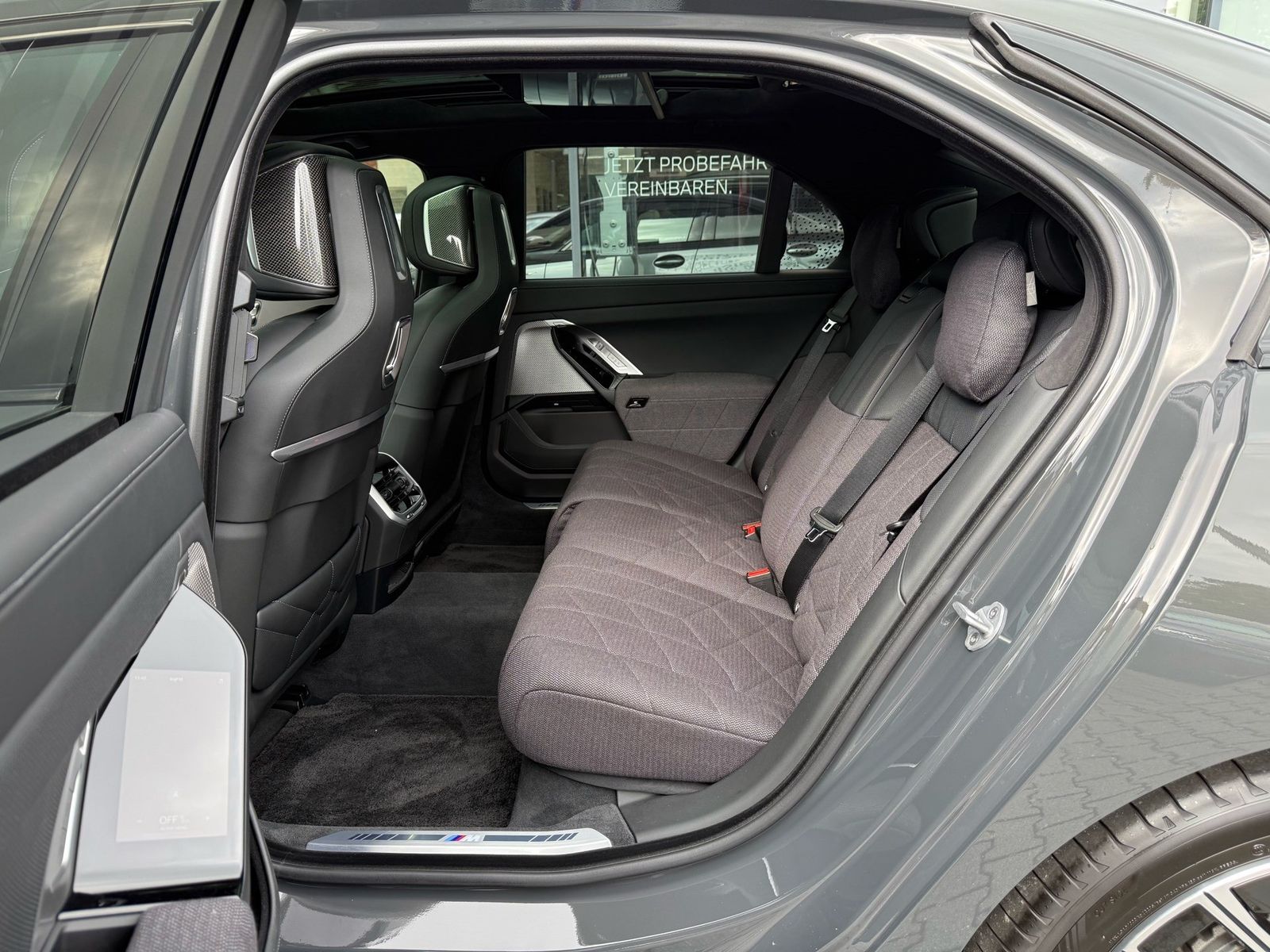 BMW 750 - Bild 19
