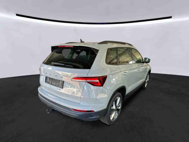 Skoda Karoq Style 2.0TDI DSG LED Navi RFK PANO ACC AHK