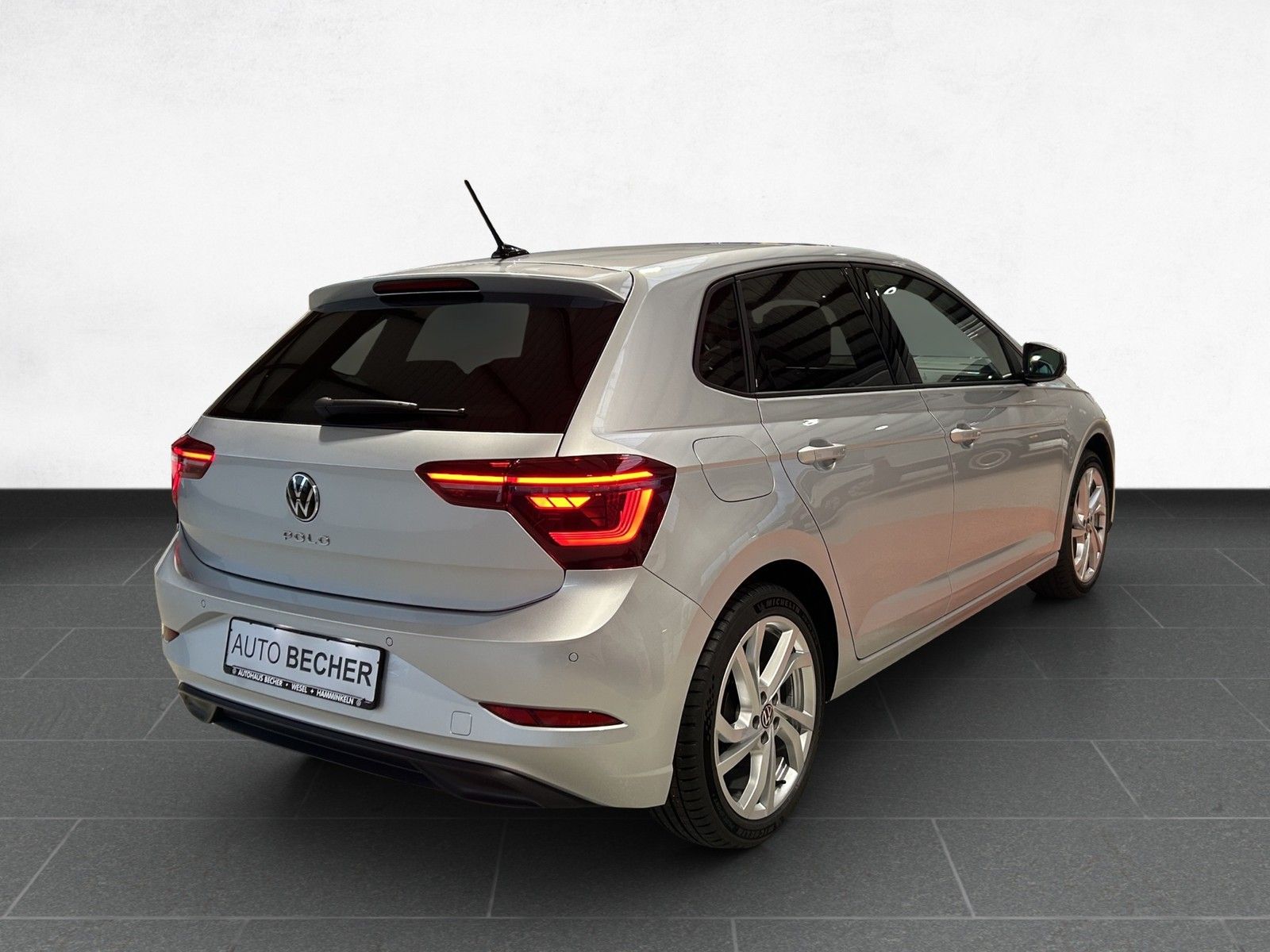 Volkswagen Polo Style 1.0 TSI 5-Gang Matrix IQ.Drive Navi foto 4