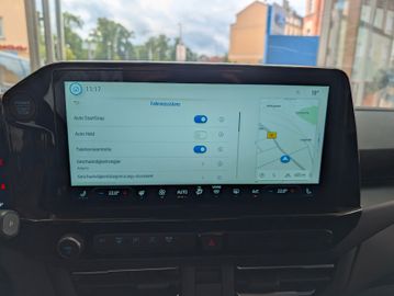Ford Tourneo Custom Aut L1 Tit X 4WD Standheizung