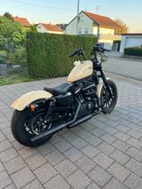 Harley-Davidson Iron 883 - Offers matching your search criteria