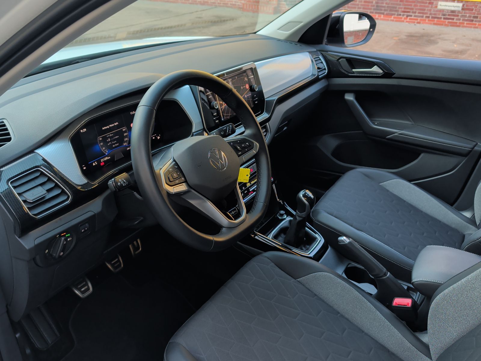 Volkswagen T-Cross - Bild 8