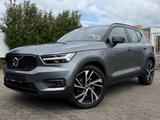Volvo XC 40 R Design Pano AHK Harman Kardon Scheckheft - Volvo XC40 Gebrauchtwagen in Düsseldorf