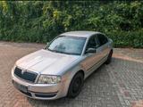 Skoda Superb 2.8 30V Schalter LPG kein TÜV - Skoda Superb mit LPG-Antrieb