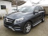 Mercedes-Benz GLE 250 d 4Matic Navi LED schwenk AHK Parktronik - graue Mercedes-Benz GLE 250