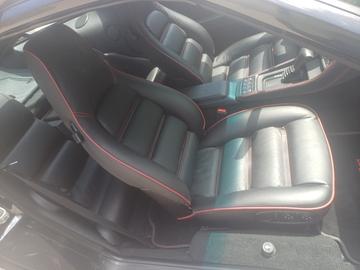 1990 Porsche 928 照片 10