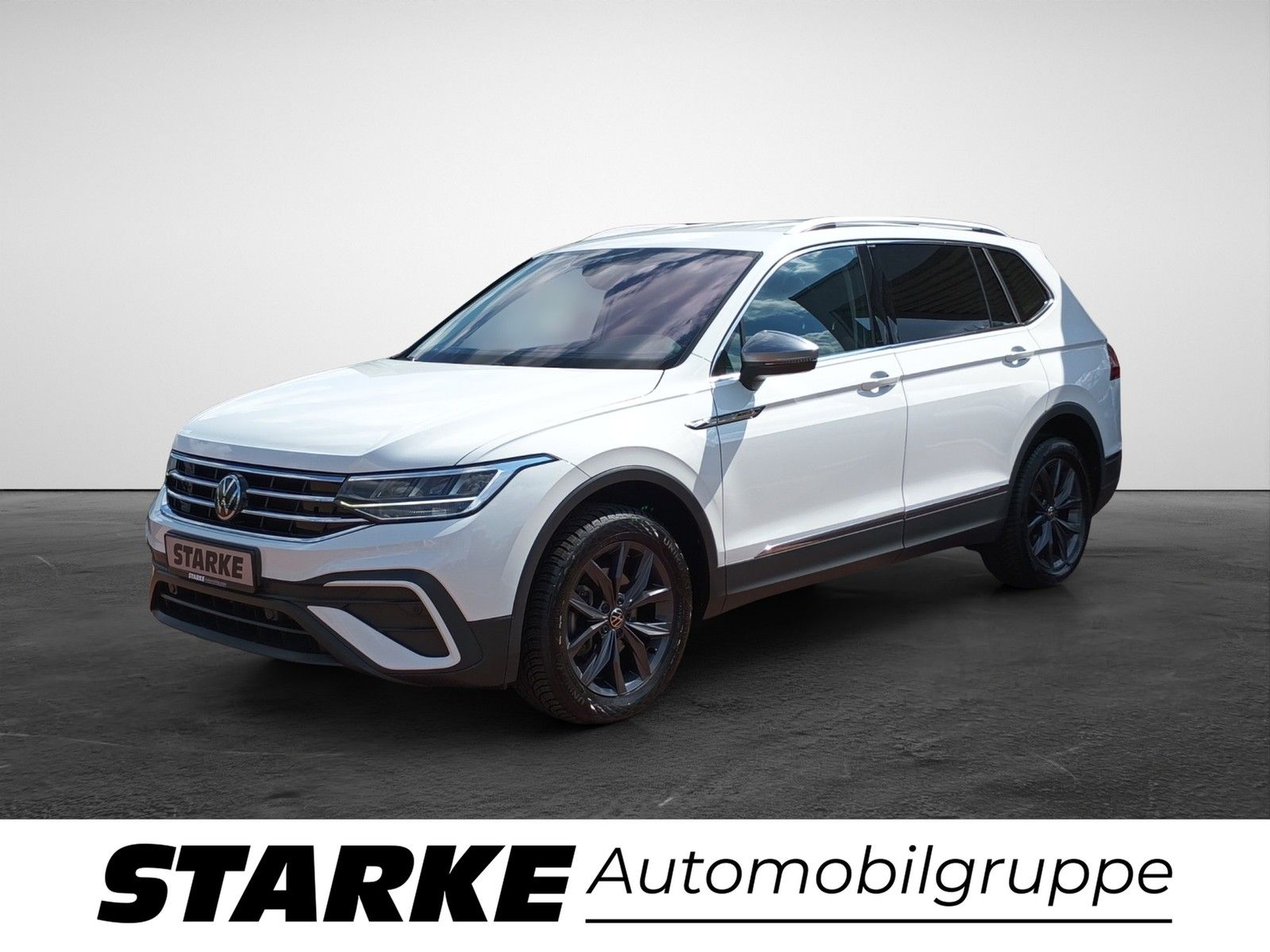 VW Tiguan Allspace 1.5 TSI Life  AHK LED PDC LM Tem