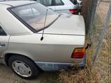 Mercedes-Benz 230 - gebrauchte Mercedes-Benz 230 aus dem Jahr 1986