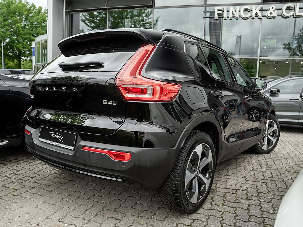 Volvo XC40 B4 Ultimate Dark AWD FACEL. LED PANO 360°