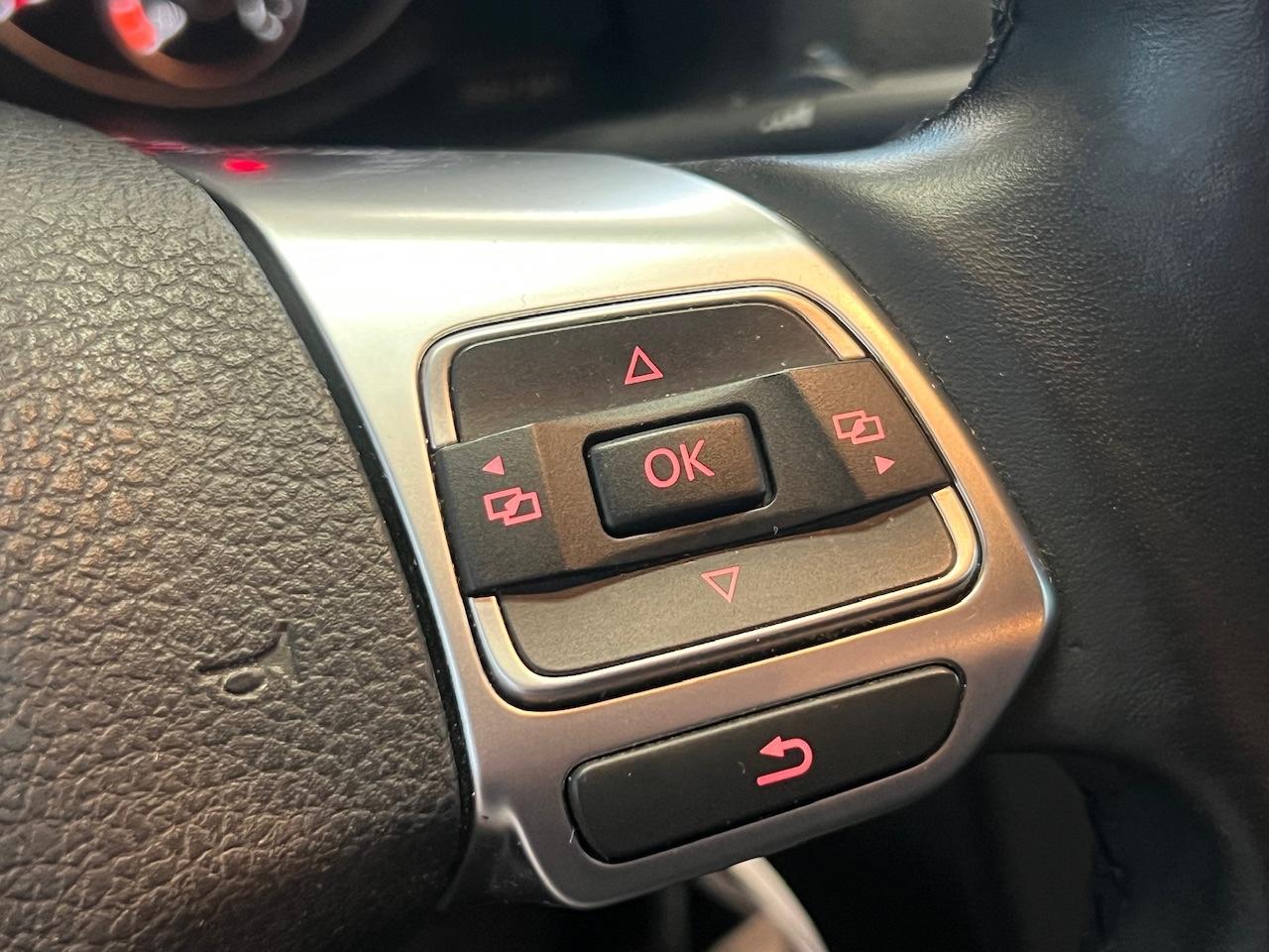 Volkswagen Scirocco 2.0 TDI |R-CAM|NAVI|2-ZONE|MFL|SHZ|