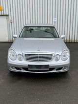 Mercedes-Benz Projektaufgabe**Mercedes E500 V8**306 PS - Mercedes-Benz E 500 aus 2002
