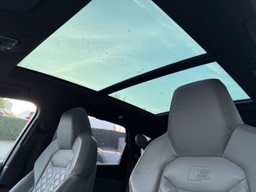 Audi Q7 - 8