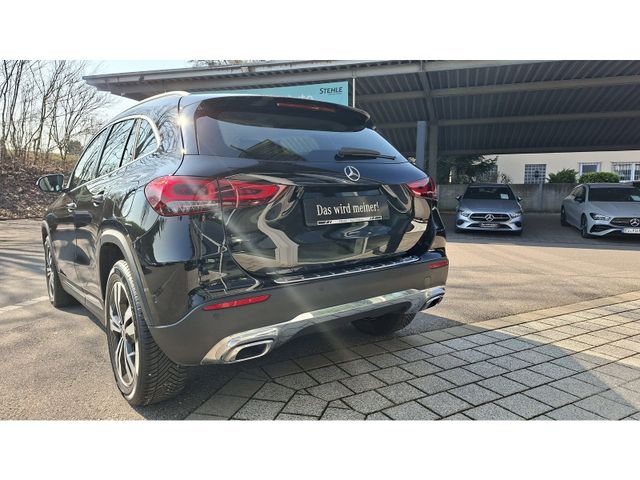 Mercedes-Benz GLA 180