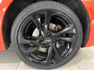 Bild 16 Opel Corsa F GS Line Digitales Cockpit LED Apple CarP