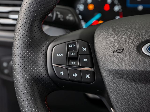 Ford Focus Turnier 1.0 ST-Line LED Navi DAB Parkassi.
