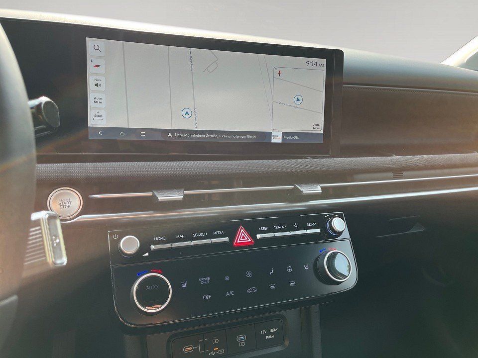 Fahrzeugabbildung Hyundai TUCSON Plug-in AWD Trend LED