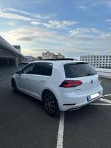 Volkswagen Golf 2.0 TDI SCR DSG Highline - Voll Ausstattung - Privatanbieter Berlin gebraucht