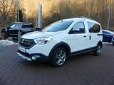 Dacia Dokker Stepway*1.5*AHK*PDC*Temp*DAB*Bluetooth - Dacia Dokker Stepway mit Diesel-Antrieb