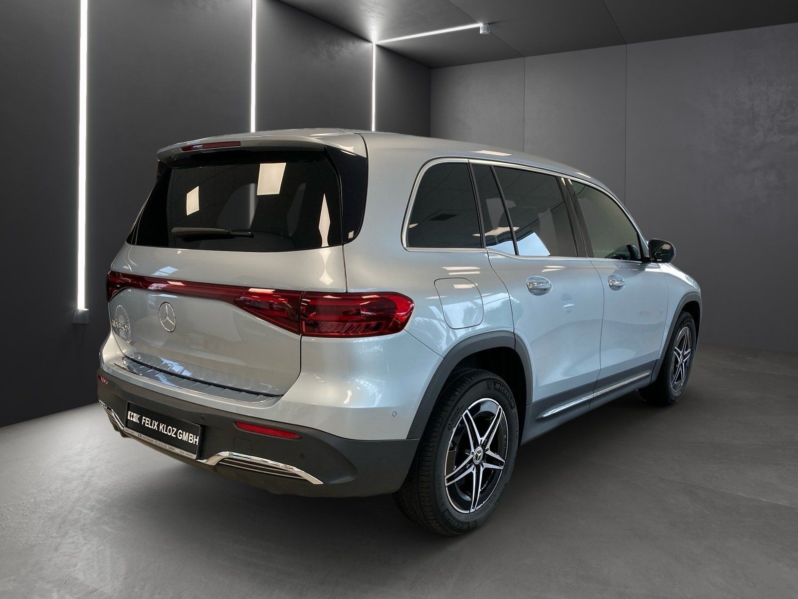 Fahrzeugabbildung Mercedes-Benz EQB 250+ AMG*Distronic*360°*Memory*7-Sitzer*Totw