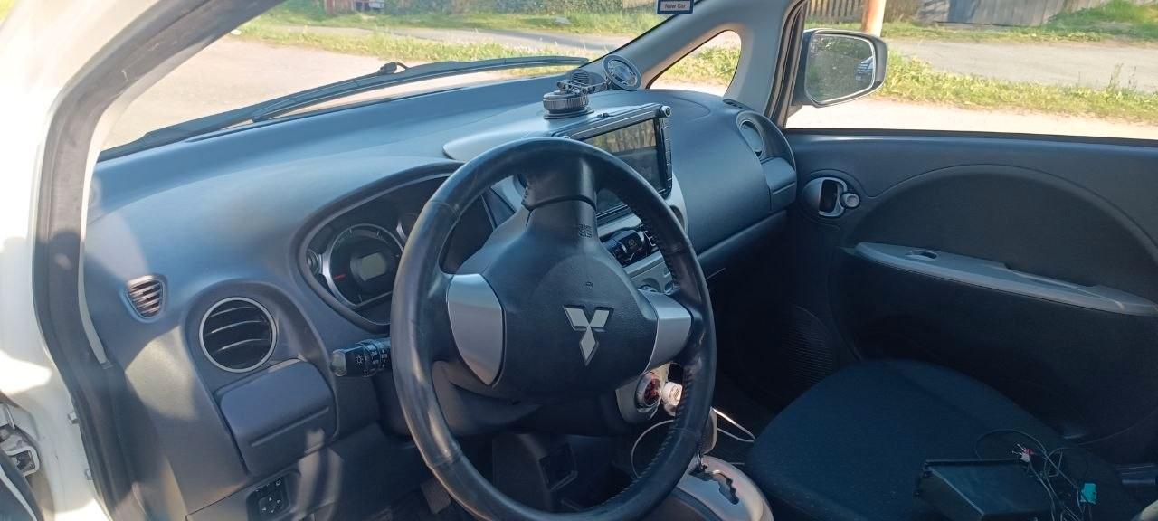 Mitsubishi I-MIEV ,67000 km , neu TÜV bis 04.202