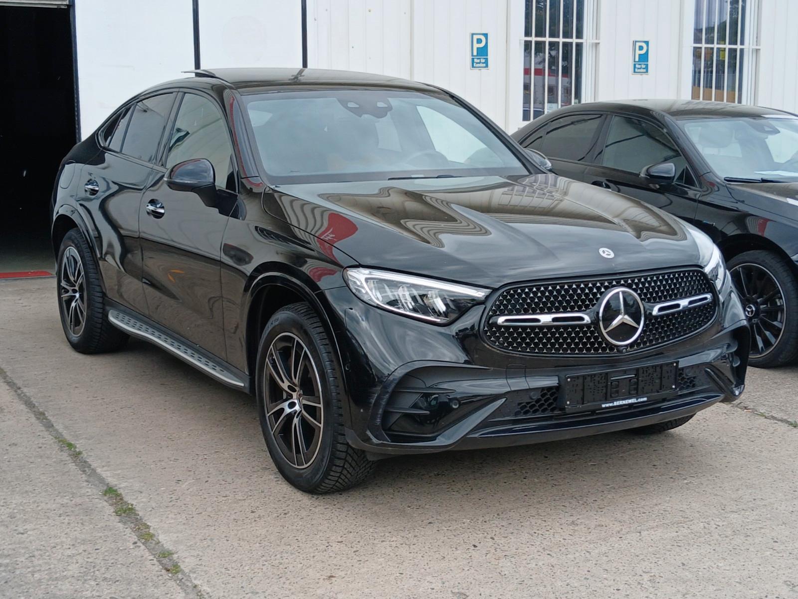 Mercedes-Benz GLC300e AMG Coupe 4M_360_KeylessGo_Burmester_