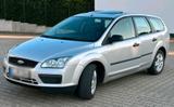 Ford Focus Kombi - Ford Focus aus 2005: Kombi