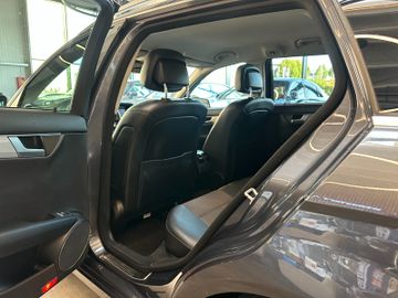 MYAUTOCENTER – Gebraucht- und Jahreswagen mit Werkstattservice in Pfaffenhofen Mercedes-Benz C 200 CGI BlueEfficiency *TÜV NEU*Avantgarde*