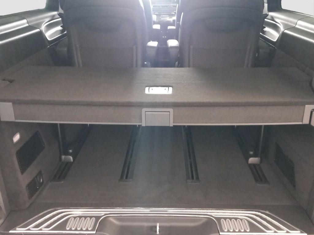 Fahrzeugabbildung Mercedes-Benz V 300 d 4MATIC AVANTGARDE Extralang AHK*Leder