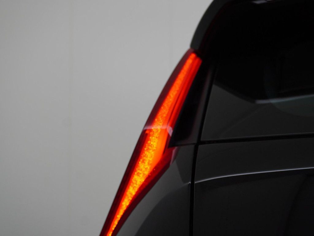 Kia Niro 1.6 GDi PHEV AHK | kamera | Apple Carplay