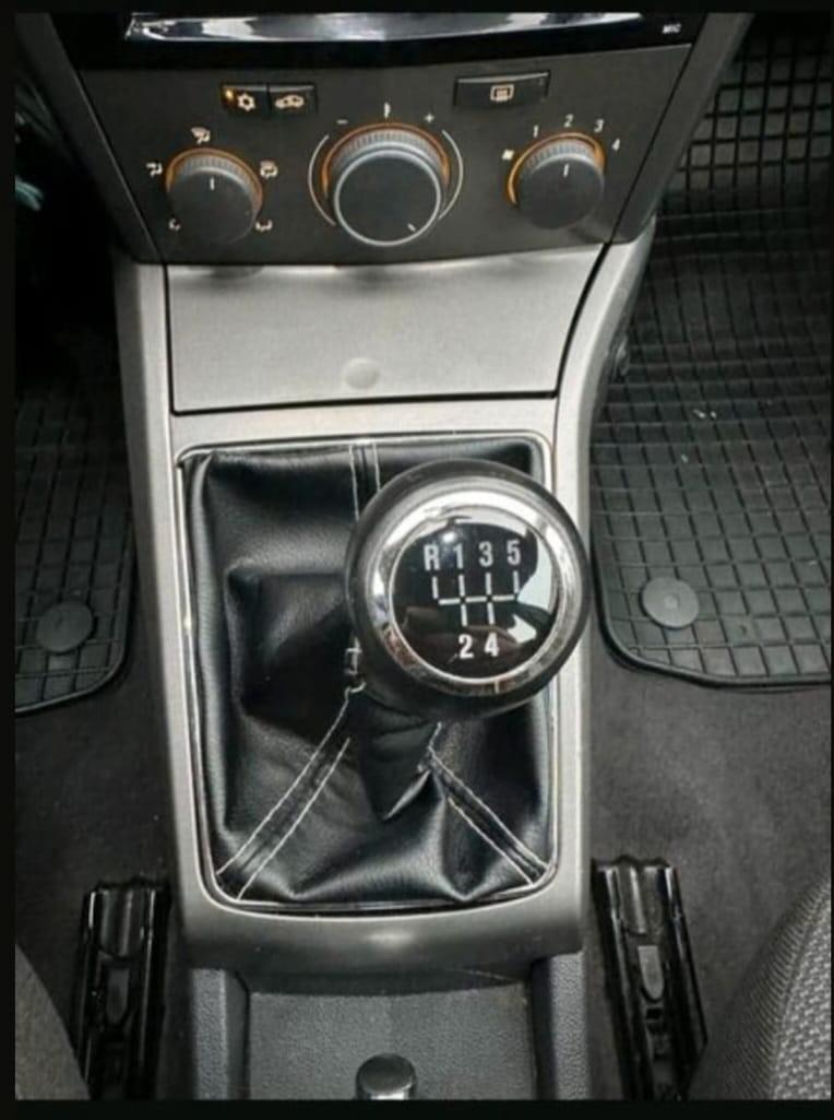 Opel Astra 2005 — photo 6