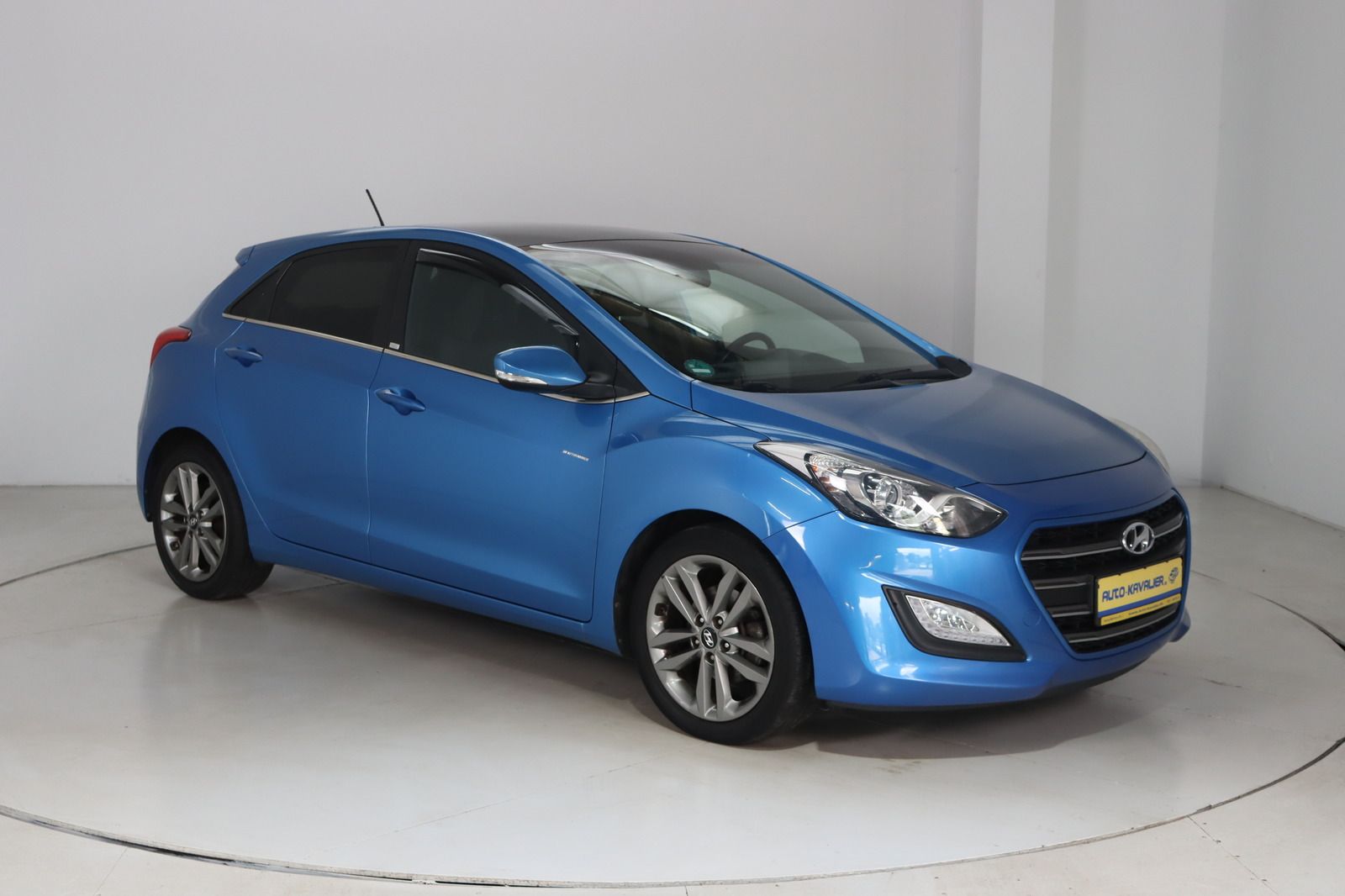 Fahrzeugabbildung Hyundai i30 Passion * Navi * RFK * Lenkradhzg.