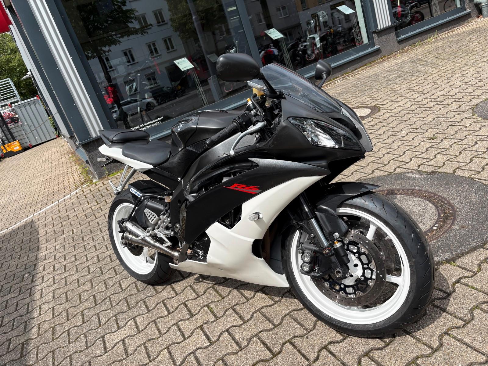 Yamaha R6 RJ15 / Inklusive Zubehör, Service Neu