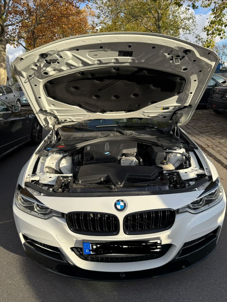BMW 320i xDrive Automatic -