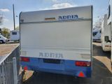 Adria Exclusive/Nasszelle/Festbett - Festbett Wohnwagen