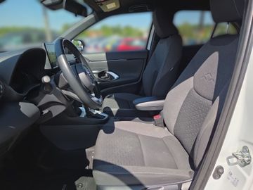 Toyota Yaris Cross - 11