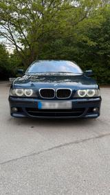 BMW E39 535i V8 - BMW 535: 535i E39