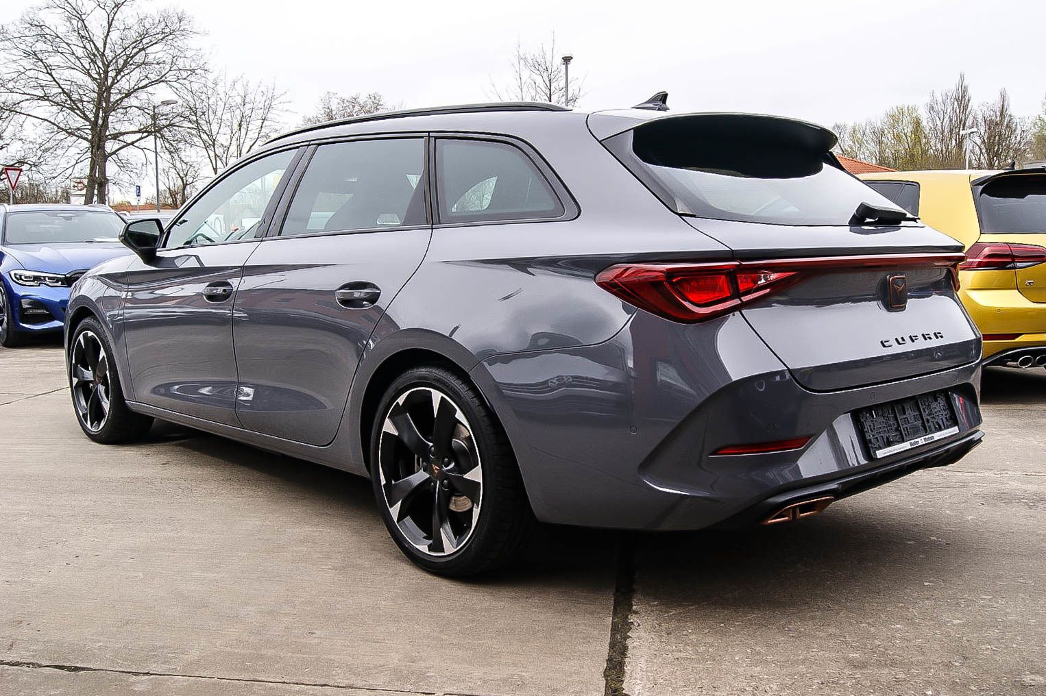 Fahrzeugabbildung CUPRA Leon Sportstourer e-HYBRID VIRTUAL ACC XL 1HAND