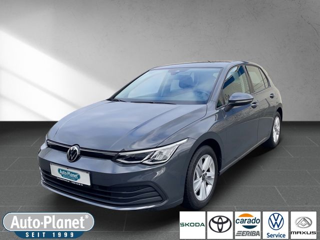 Volkswagen Golf VIII 1.5 eTSI DSG Life SITZHZG DCC LED ALU