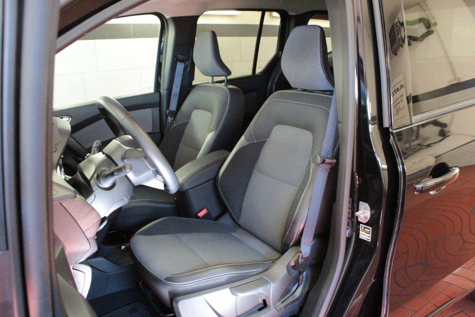 Fahrzeugabbildung Renault Kangoo Tce 130 EDC Techno*Sitzhzg*