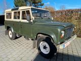 Land Rover Oneten 3.5 V8 - 11 Sitzer Autos