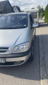 Opel Auto open Zafira 7 setze  wenig Kilometer ... - gebrauchte Opel Zafira aus dem Jahr 2004