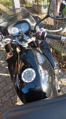 Yamaha Xj600