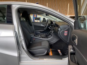 Mercedes-Benz A 180 CDI  d BlueEfficiency *NAVI*SZHZ*KLIMA*
